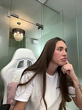 Anya-Ray online show from 17, 6, 2026