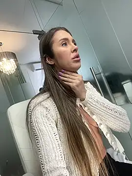 Anya-Ray online show from 17, 2, 2025