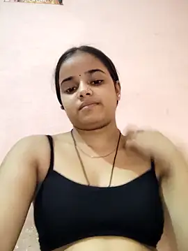 Snapshot of RAYI_123 chatting on 11, 9, 2025 RAYI 123 online show from 11, 9, 2025