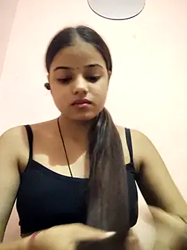 Snapshot of RAYI_123 chatting on 17, 10, 2025 RAYI 123 online show from 17, 10, 2025