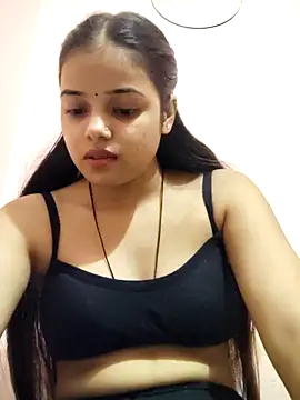 Snapshot of RAYI_123 chatting on 18, 10, 2025 RAYI 123 online show from 18, 10, 2025