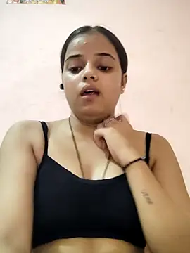 Snapshot of RAYI_123 chatting on 16, 9, 2025 RAYI 123 online show from 16, 9, 2025