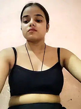 Snapshot of RAYI_123 chatting on 4, 10, 2025 RAYI 123 online show from 4, 10, 2025