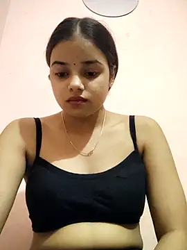 Snapshot of RAYI_123 chatting on 2, 11, 2025 RAYI 123 online show from 2, 11, 2025