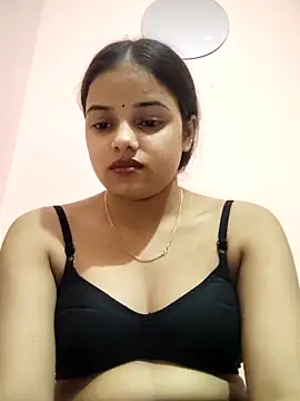 Snapshot of RAYI_123 chatting on 12, 11, 2025 RAYI 123 online show from 12, 11, 2025