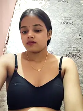 Snapshot of RAYI_123 chatting on 13, 11, 2025 RAYI 123 online show from 13, 11, 2025