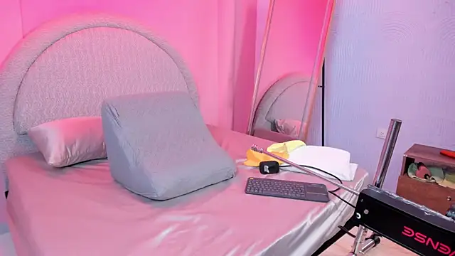 yeikafoxy online show from 21, 4, 2026