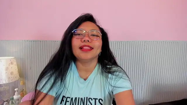 Snapshot of yeikafoxy chatting on 25, 10, 2025 yeikafoxy online show from 25, 10, 2025