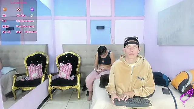 SimonAndJocelyn online show from 9, 9, 2025