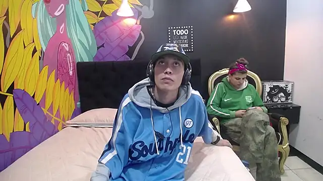 SimonAndJocelyn online show from 20, 2, 2025