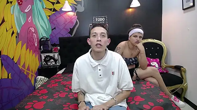 SimonAndJocelyn online show from 17, 2, 2025