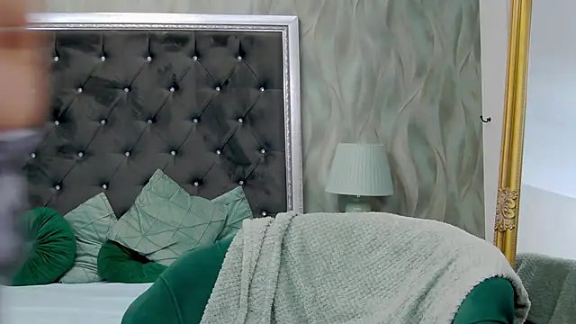 LissaAnn online show from 20, 2, 2025