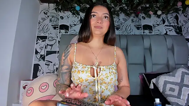 Snapshot of LucyRosse chatting on 19, 7, 2026 LucyRosse online show from 19, 7, 2026