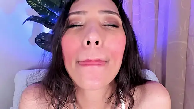 Miss veronicaa2 online show from 28, 4, 2026