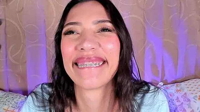 Snapshot of Miss_veronicaa2 chatting on 17, 6, 2026 Miss veronicaa2 online show from 17, 6, 2026