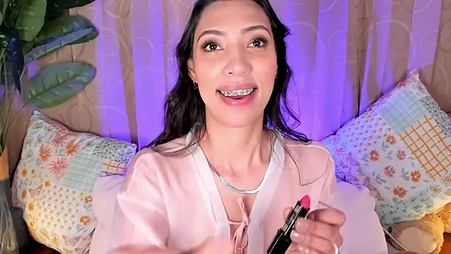 Miss veronicaa2 online show from 2, 6, 2026