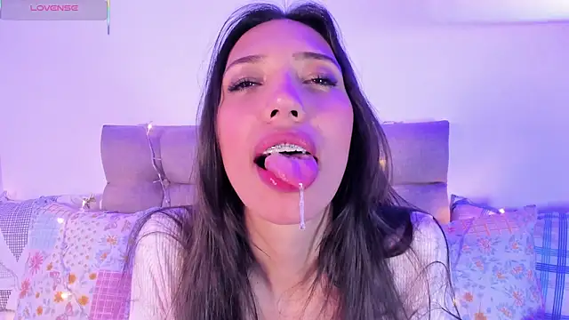 Miss veronicaa2 online show from 6, 2, 2025