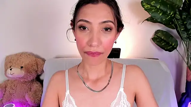 Miss veronicaa2 online show from 8, 5, 2026