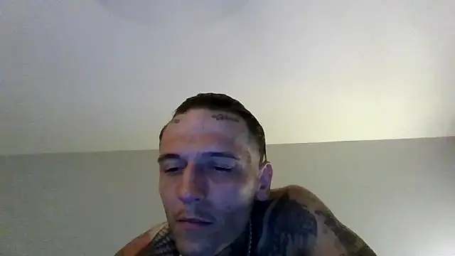 Snapshot of cruz815 chatting on 14, 6, 2026 cruz815 online show from 14, 6, 2026