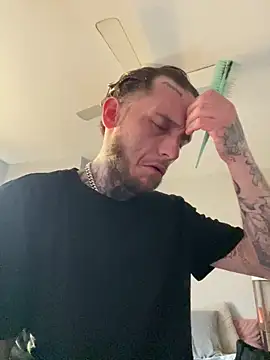 cruz815 online show from 10, 4, 2026