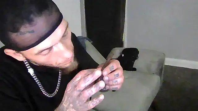 cruz815 online show from 8, 11, 2025