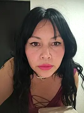 KellyPerlaxxx online show from 24, 10, 2025