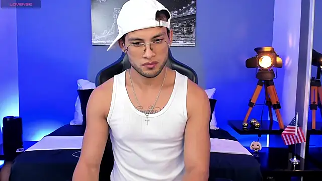 Max Conor1 online show from 30, 4, 2026