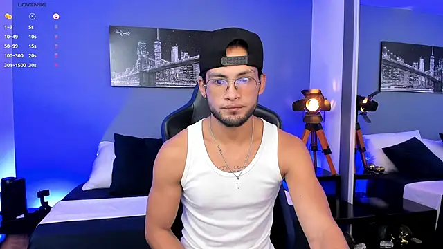 Max Conor1 online show from 13, 5, 2026