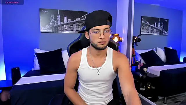 Max Conor1 online show from 27, 4, 2026