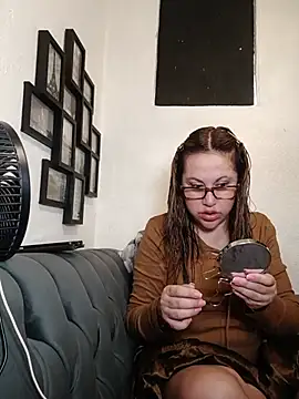 Snapshot of MirandaLatinaLovely chatting on 19, 7, 2026 MirandaLatinaLovely online show from 19, 7, 2026