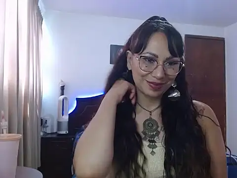 AloLovely  online show from 15, 4, 2026