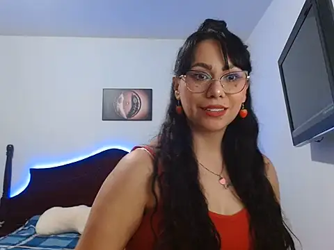 AloLovely  online show from 14, 5, 2026