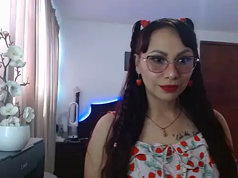 AloLovely  online show from 25, 3, 2026