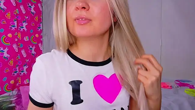 TwerkingCheerleader online show from 23, 4, 2026