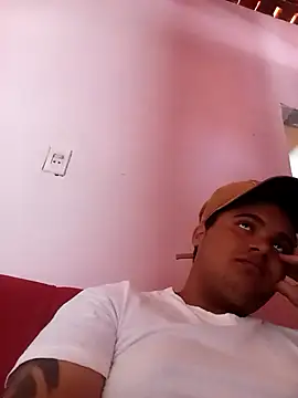 Snapshot of GordinPF chatting on 28, 10, 2025 GordinPF online show from 28, 10, 2025