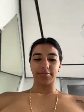 eva roseee online show from 4, 6, 2026