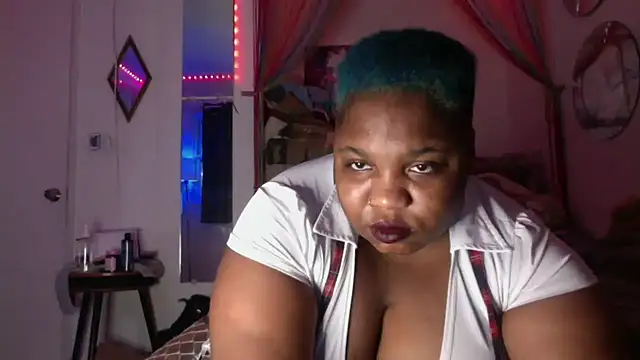 kittycrybabyy online show from 5, 10, 2025