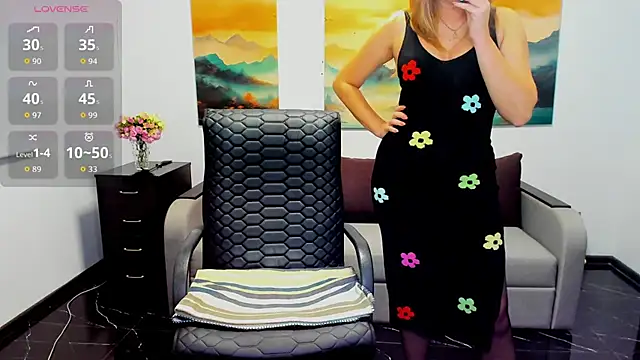 Mira Whites online show from 3, 12, 2025