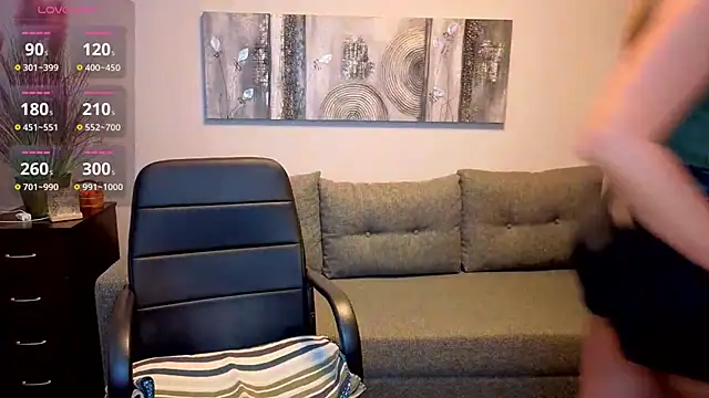 Mira Whites online show from 5, 12, 2025