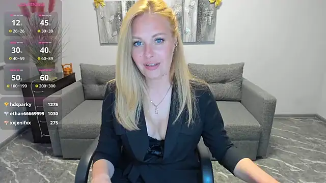 Snapshot of Mira_Whites chatting on 11, 5, 2026 Mira Whites online show from 11, 5, 2026
