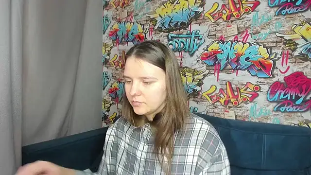 Jenny Jimmy online show from 15, 4, 2026