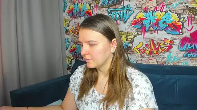Jenny Jimmy online show from 10, 4, 2026