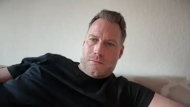 Christian87xxx online show from 19, 3, 2026