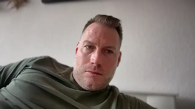 Christian87xxx online show from 28, 3, 2026