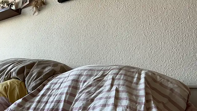 Christian87xxx online show from 25, 4, 2026