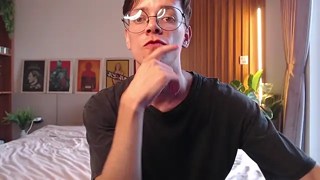 William Henry  online show from 6, 3, 2026