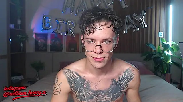 Snapshot of William_Henry_ chatting on 8, 5, 2026 William Henry online show from 8, 5, 2026