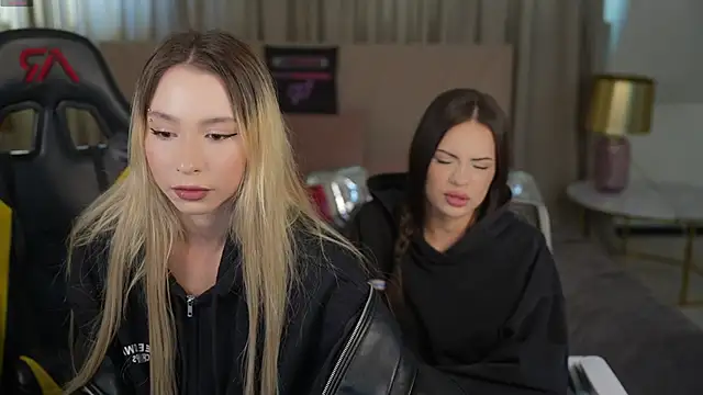 Emma Rose 69 online show from 10, 3, 2026