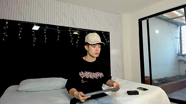 marcuscollins1  online show from 5, 2, 2026