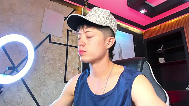 Snapshot of marcuscollins1_ chatting on 1, 12, 2025 marcuscollins1 online show from 1, 12, 2025